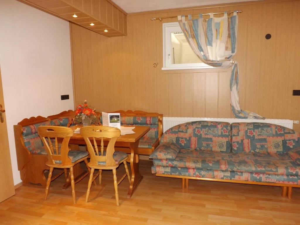 Appartementhaus Sabine Kotschach-Mauthen Room photo